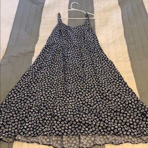 Women’s blue floral midi dress